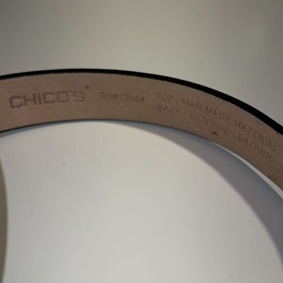 Chico’s Adjustable Leather Enameled Fish Leather Belt Size S/M - Picture 4 of 11